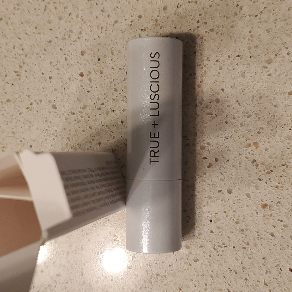 True & Luscious Vintage Rose Lip Stick .12oz - Picture 8 of 9